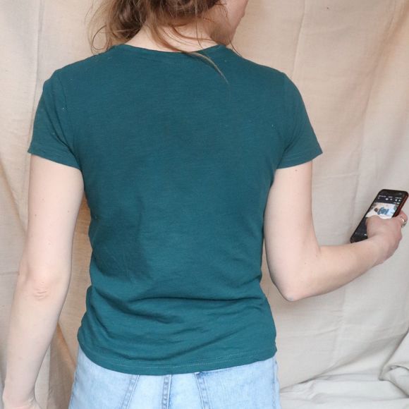 Teal V Neck Tee - Picture 3 of 4
